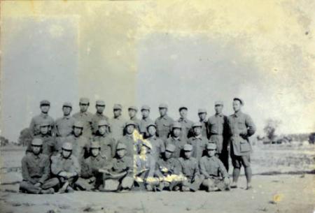 反戰(zhàn)同盟成員集體照。鄒家驊 翻拍