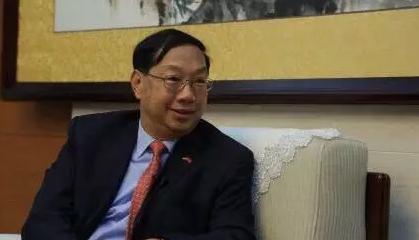 中國(guó)駐德國(guó)大使史明德接受訪問(wèn)