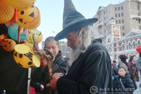 甘道夫也喜歡中國燈籠