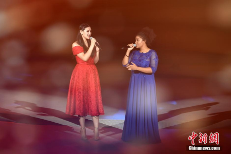 獲獎選手在頒獎晚會現(xiàn)場演出。 <a target='_blank'  >中新網(wǎng)</a>記者 金碩 攝