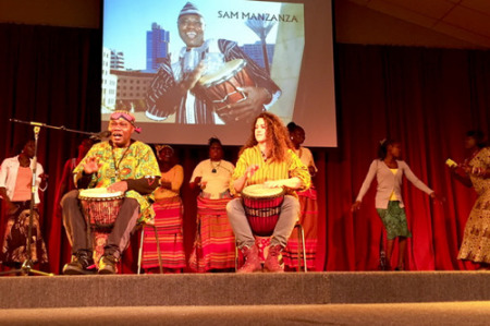 剛果民族舞蹈與手鼓。（張健勇 攝）