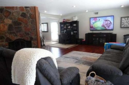 (美國《僑報》) (美國《僑報》)