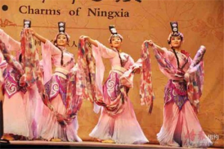  　《絲路華彩》讓觀眾們感受到古代絲綢之路的繁華。(美國《僑報》/何心怡 攝) 