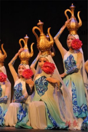 《金色湯瓶》講述回族少女的故事。(美國《僑報》/何心怡 攝) 