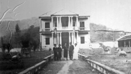 1931年時(shí)的大埔三河壩中山紀(jì)念堂、中山公園歷史風(fēng)貌。