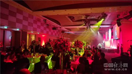 圖為澳大利亞中國(guó)總商會(huì)成立十周年慶典活動(dòng)現(xiàn)場(chǎng)。（中國(guó)經(jīng)濟(jì)網(wǎng)記者 翁?hào)|輝 攝）