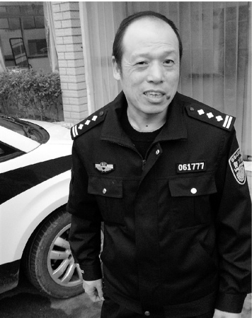 接受采訪時，民警老鄭一再說，這只是一件小事。