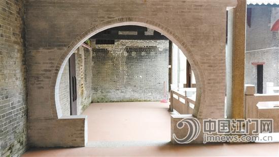 公祠內(nèi)設(shè)計古典雅致。