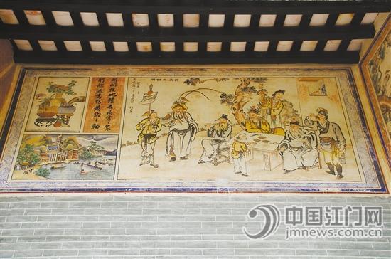 公祠墻壁上有著精美的壁畫。