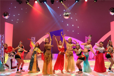 中國(guó)民族舞 《爭(zhēng)奇斗艷》 中國(guó)民族舞 《爭(zhēng)奇斗艷》