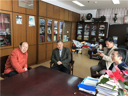 慰問物構(gòu)所吳新濤院士 慰問物構(gòu)所吳新濤院士