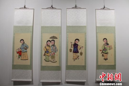 山東高密撲灰年畫，作者呂紅霞?！≡鴿?攝