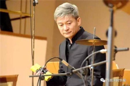 馬久越在演奏。(西班牙歐浪網(wǎng)/叢山 攝)