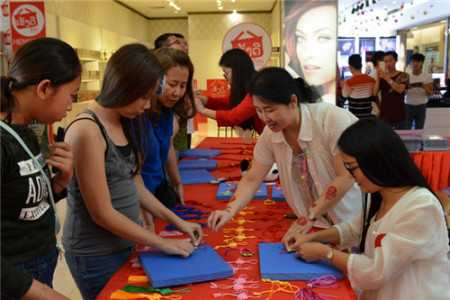 學(xué)做中國結(jié)