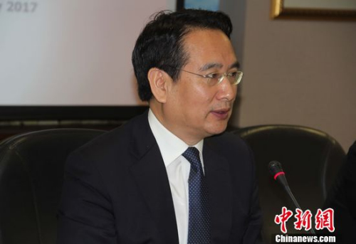 譚天星對印尼華社可持續(xù)、更好的發(fā)展提出了四點(diǎn)建議。林永傳 攝