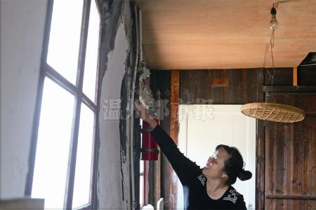 厲宅內(nèi)一處墻體變形嚴(yán)重