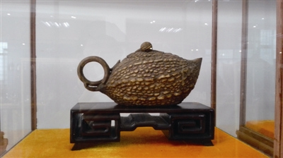 紫砂作品。