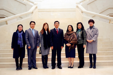 市外政府外事僑務(wù)辦領(lǐng)事處、歐非處負(fù)責(zé)人參加了會見。