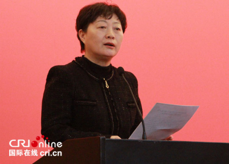 中國僑聯(lián)副主席康曉萍發(fā)言。