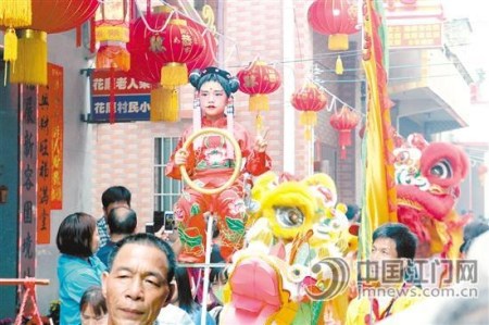 哪吒造型吸引眼球。