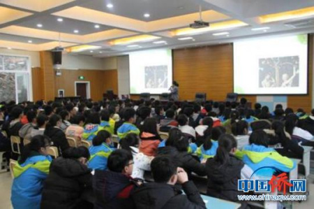 公益講座。葉榮榮 攝