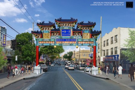 8大道牌樓示意圖，正面將有“四海一家”的字樣，下面還有中英對照的“布魯克林-北京朝陽”小字。(本報檔案照)