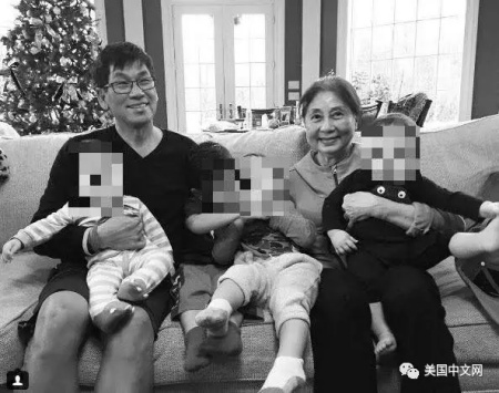 圖為社交網(wǎng)絡上當事人與家人的合影（美國中文網(wǎng)）