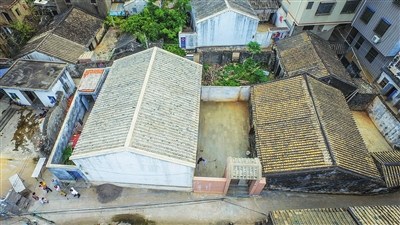 俯視海口榮山村百年陳氏老宅。 海南日報記者 張茂 攝
