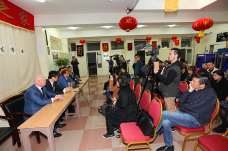 新聞發(fā)布會現(xiàn)場。（法國《歐洲時報》/黃冠杰 攝）