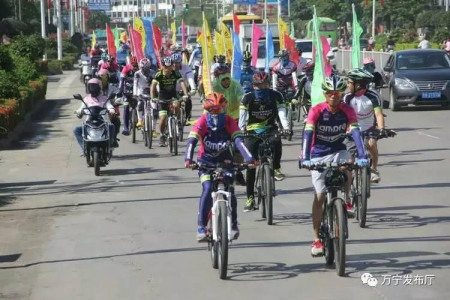 遠(yuǎn)離毒品，親近美好人生。