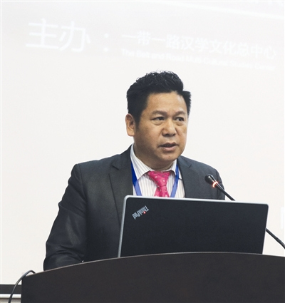 丘鴻彬發(fā)言。