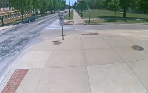 警方此前公布的章瑩穎失蹤之前的監(jiān)控錄像。