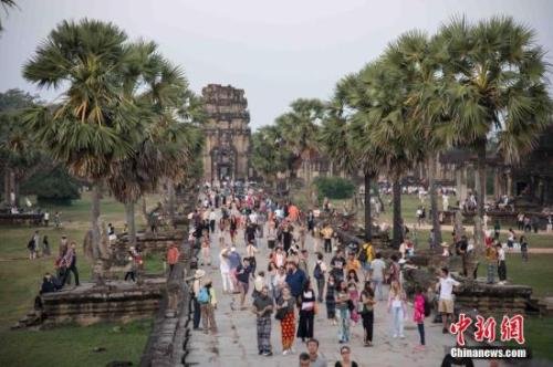 資料圖：柬埔寨旅游景點(diǎn)吳哥窟。 <a target='_blank' >中新社</a>記者 洪堅(jiān)鵬 攝