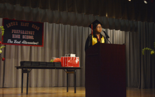 周健祺表示，畢業(yè)時才知道這個學(xué)校將在你心中占據(jù)多么大的空間。(美國《世界日報》/俞姝含 攝)