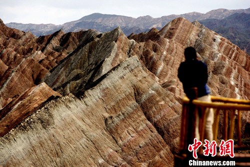 資料圖：甘肅丹霞地貌。（圖片來源：<a target='_blank' >中新社</a>發(fā) 張宇 攝）