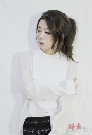 華裔時(shí)裝設(shè)計(jì)師許燕妮。(美國《僑報(bào)》)