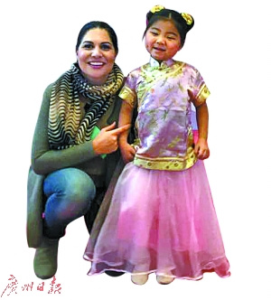 莎麗曼和6歲的淘淘 莎麗曼和6歲的淘淘