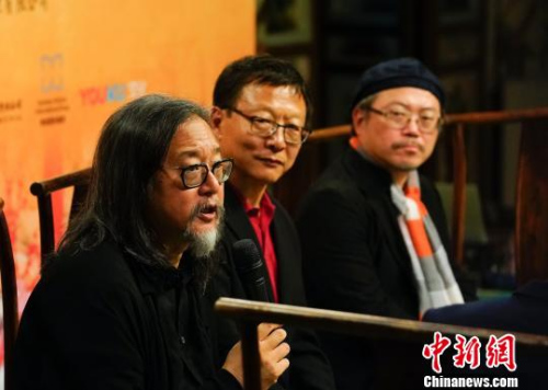 左起分別是賴聲川、盛宗亮、葉錦添 杜洋 攝