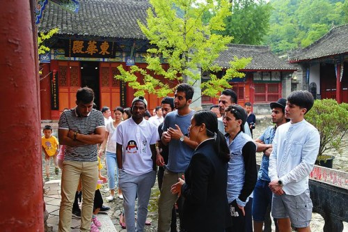 張良廟里領(lǐng)略千年中華歷史。