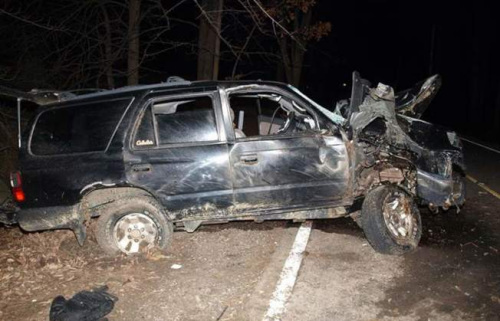 圖為車(chē)禍現(xiàn)場(chǎng)。(州警照片)