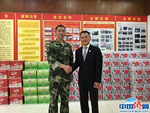 連續(xù)擁軍29年。(作者供圖)