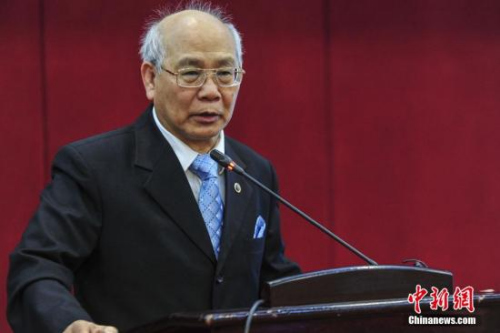 圖為美籍華人陳燦培講述華僑支持中國抗戰(zhàn)的歷史(資料圖)。<a target='_blank' >中新社</a>發(fā) 陳驥旻 攝