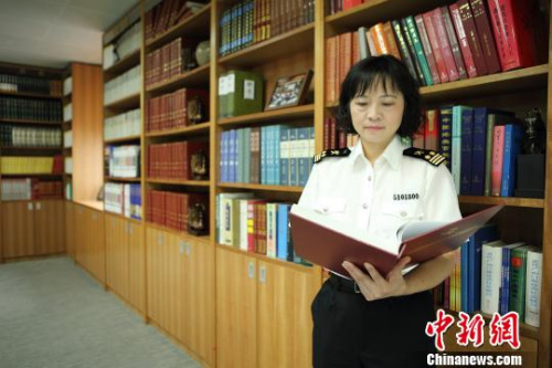 甘露把持續(xù)學(xué)習(xí)作為第一要務(wù) 關(guān)悅 攝