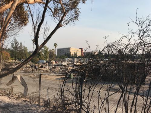 災(zāi)區(qū)一隅。(美國(guó)《僑報(bào)》)