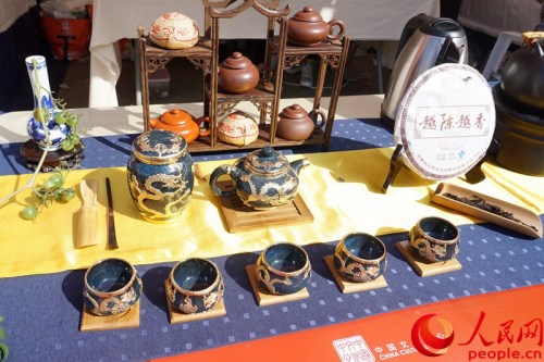 中國(guó)文化體驗(yàn)展臺(tái)。