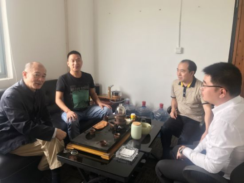 與中郵云商管理層探討合作新模式 與中郵云商管理層探討合作新模式