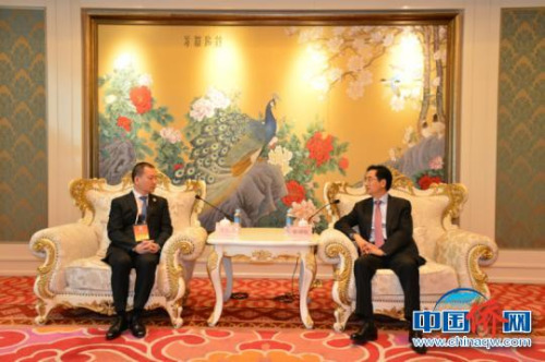 圖為會見交流現(xiàn)場 李榮 攝