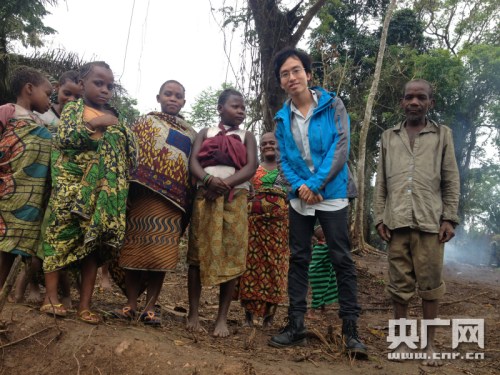 黃泓翔在剛果金調(diào)研。