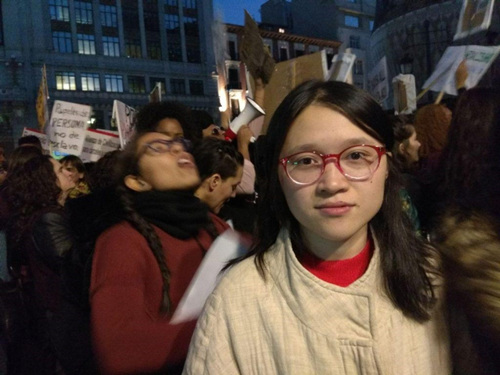 圖為游行隊伍中的華人。(西班牙歐浪網(wǎng) 資料圖)