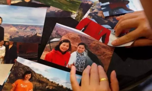 往日的照片。